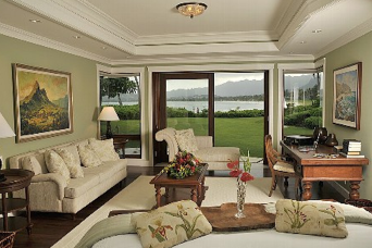 master_bedroom_obama Obama's master bedroom in Hawaii