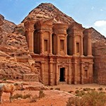 5 Reasons to Choose a Tour When Visiting Jordan