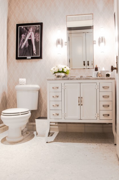 The Fitzgerald Suite at The Plaza designed by Catherine Martin - Powder Room - credit Dario Calmese for The Plaza