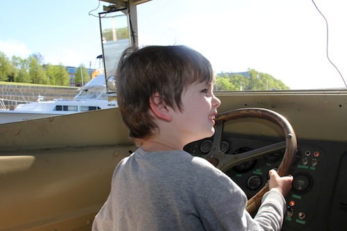 Driving the Ducks tour boat on the Tennessee River Driving the Ducks tour boat on the Tennessee River