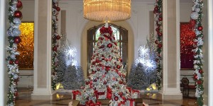The Best Hotel Christmas Trees in the US