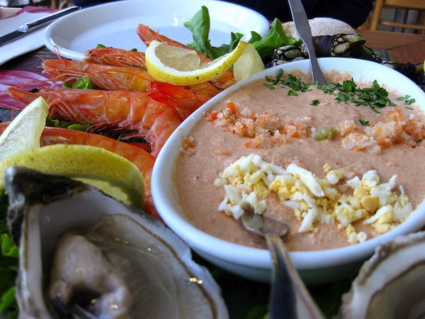 Delicious Lisbon seafood; photo by Leon Brocard, shared on Flickr under a Creative Commons Licence